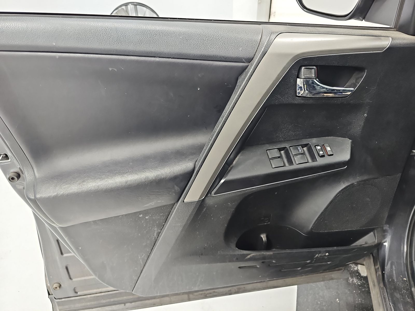 2018 Toyota RAV4 XLE FWD