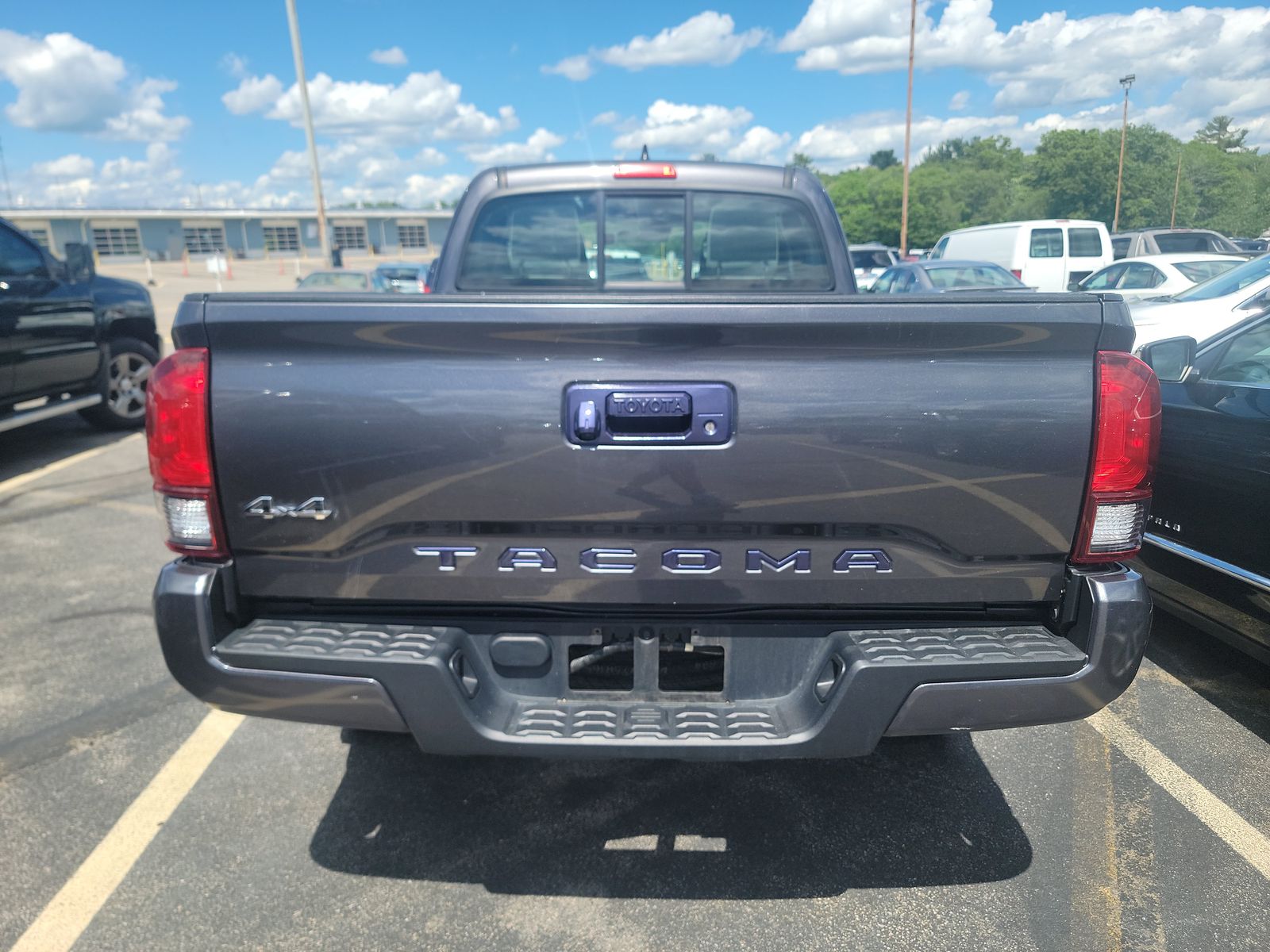 2018 Toyota Tacoma SR AWD
