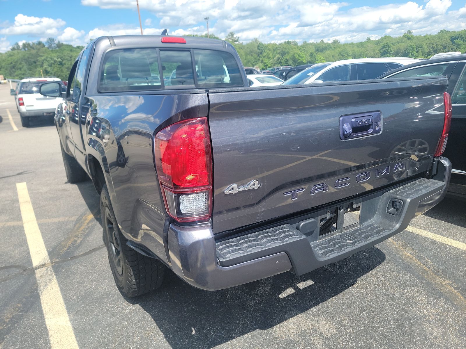 2018 Toyota Tacoma SR AWD