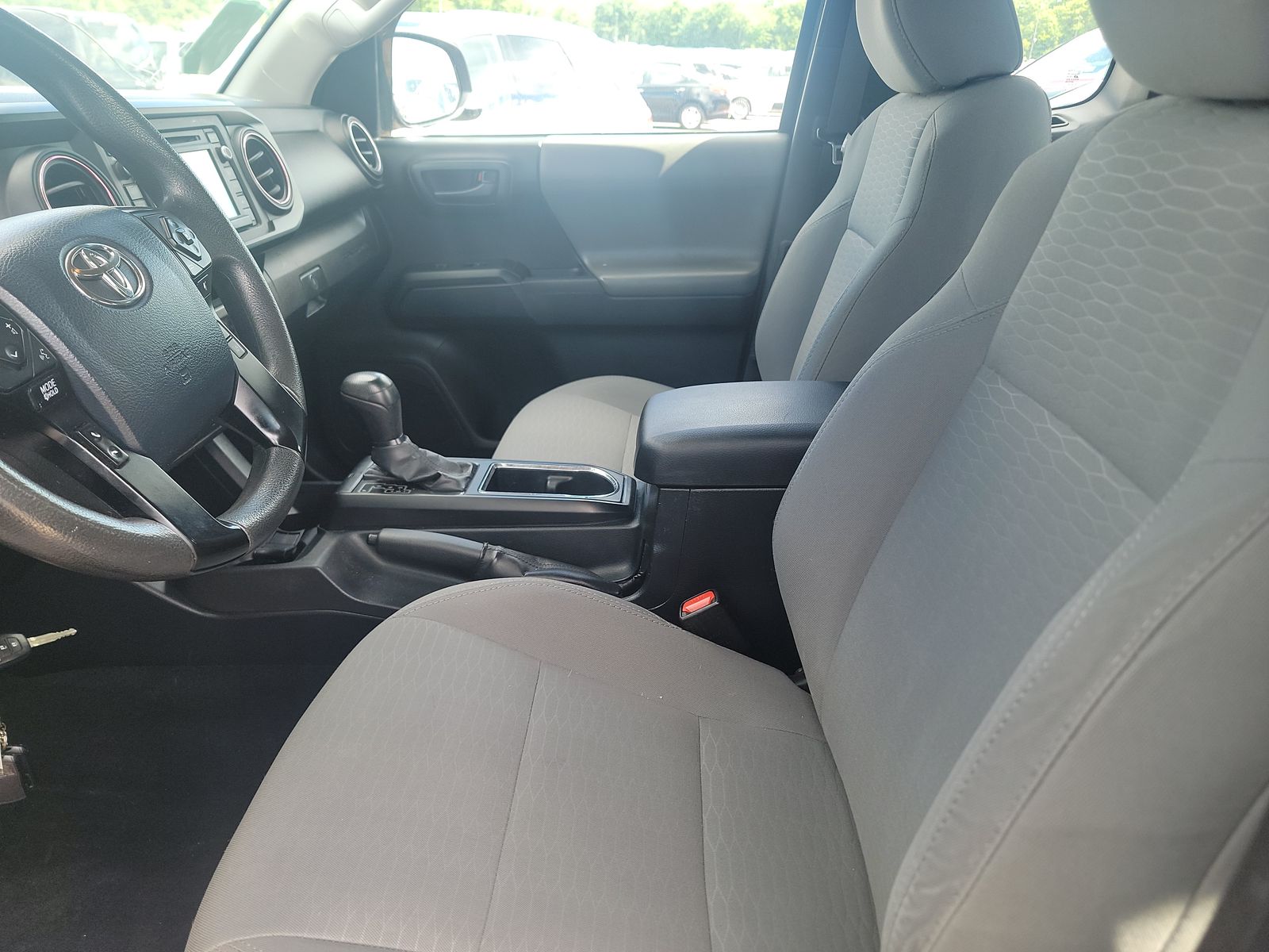 2018 Toyota Tacoma SR AWD