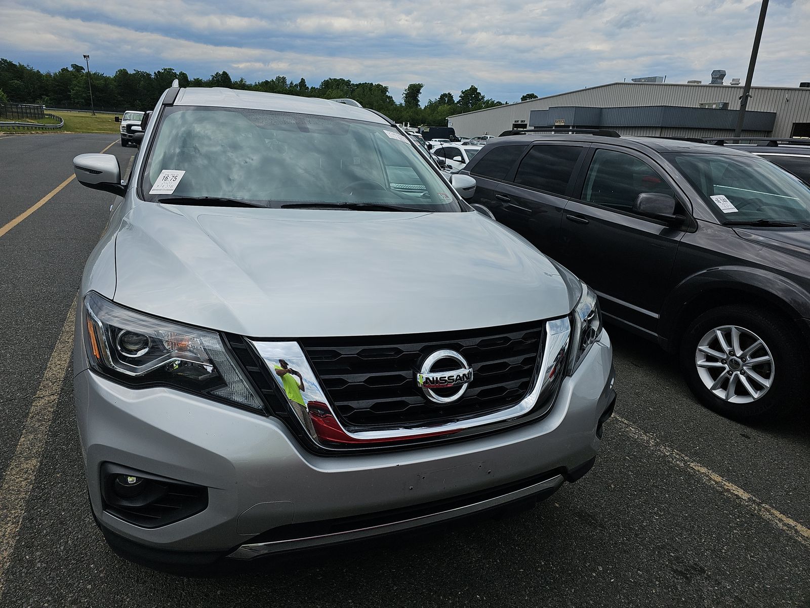 2020 Nissan Pathfinder SV AWD
