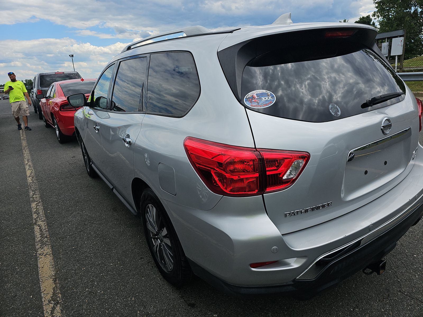 2020 Nissan Pathfinder SV AWD