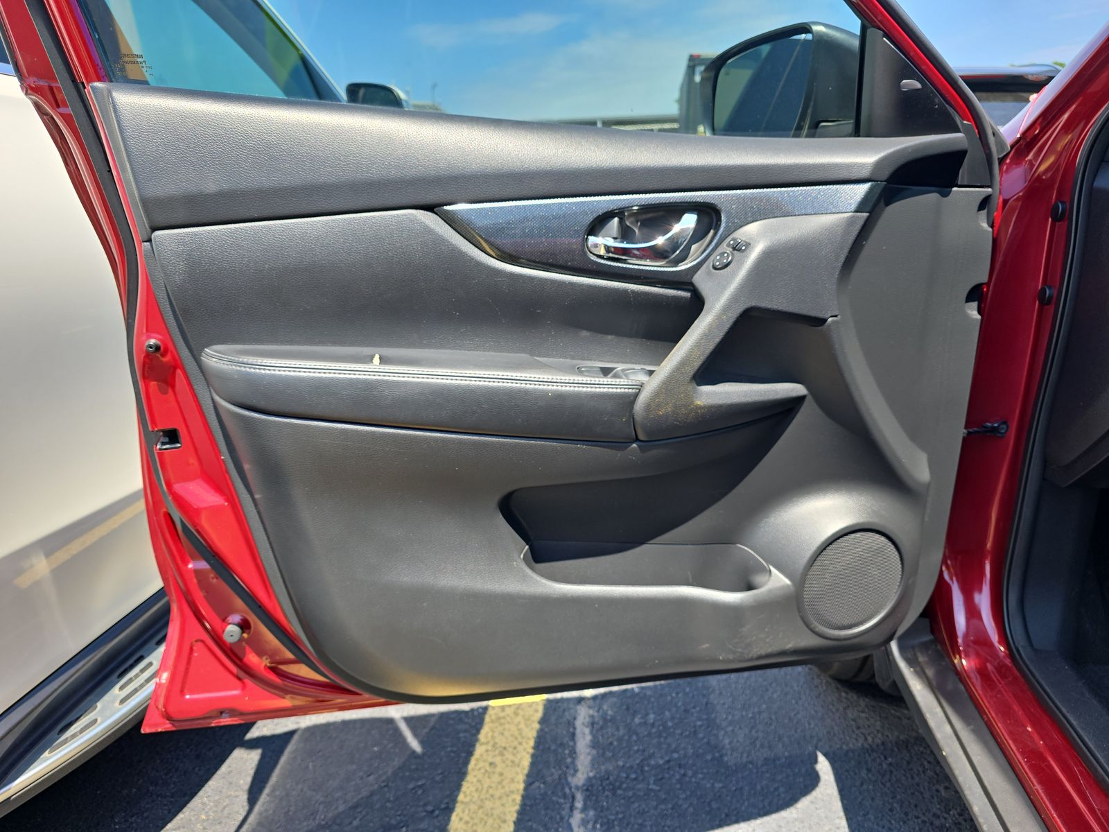 2015 Nissan Rogue SL FWD