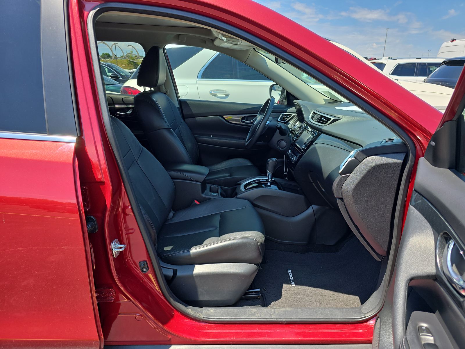 2015 Nissan Rogue SL FWD