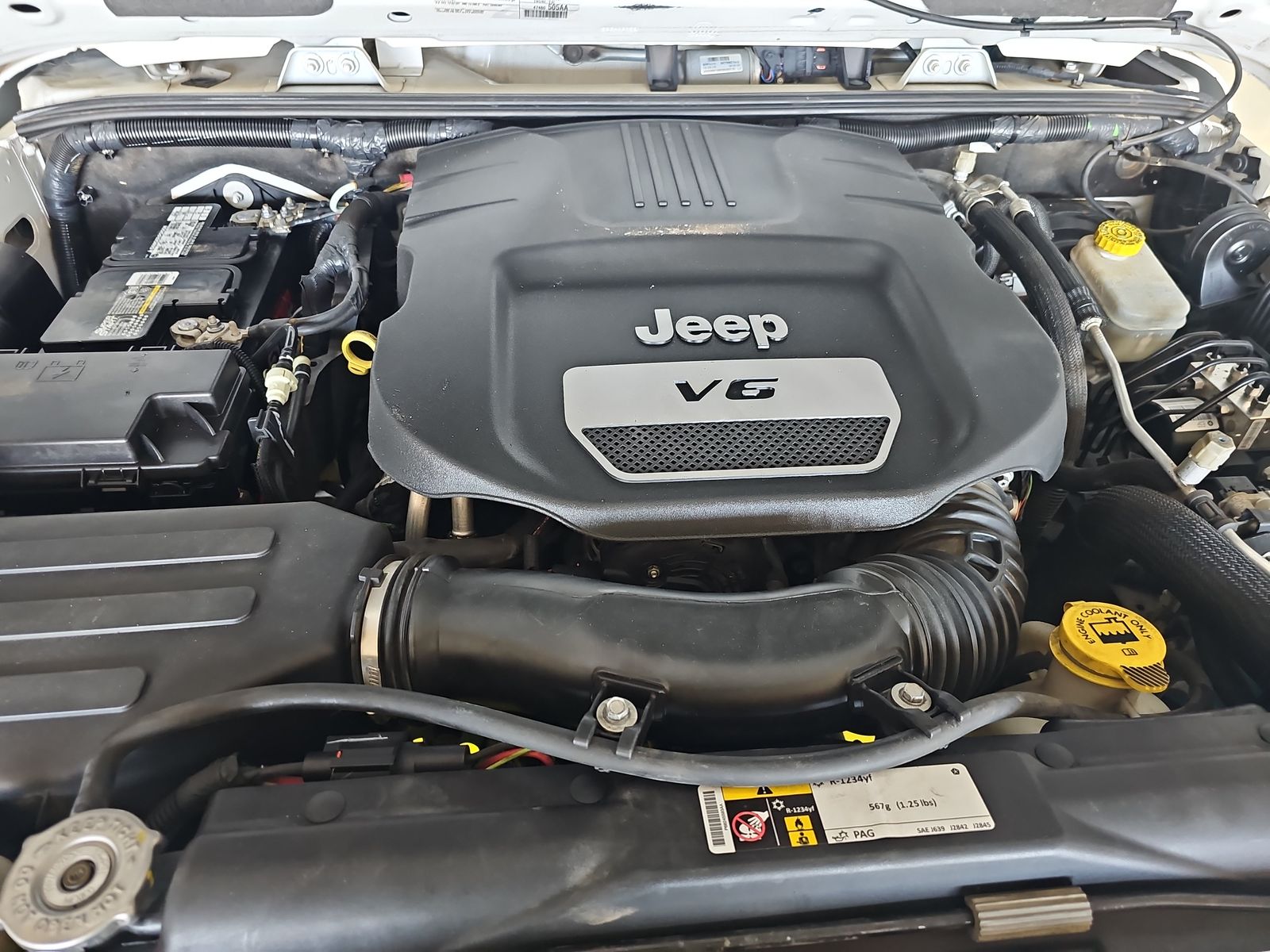 2016 Jeep Wrangler Sahara AWD