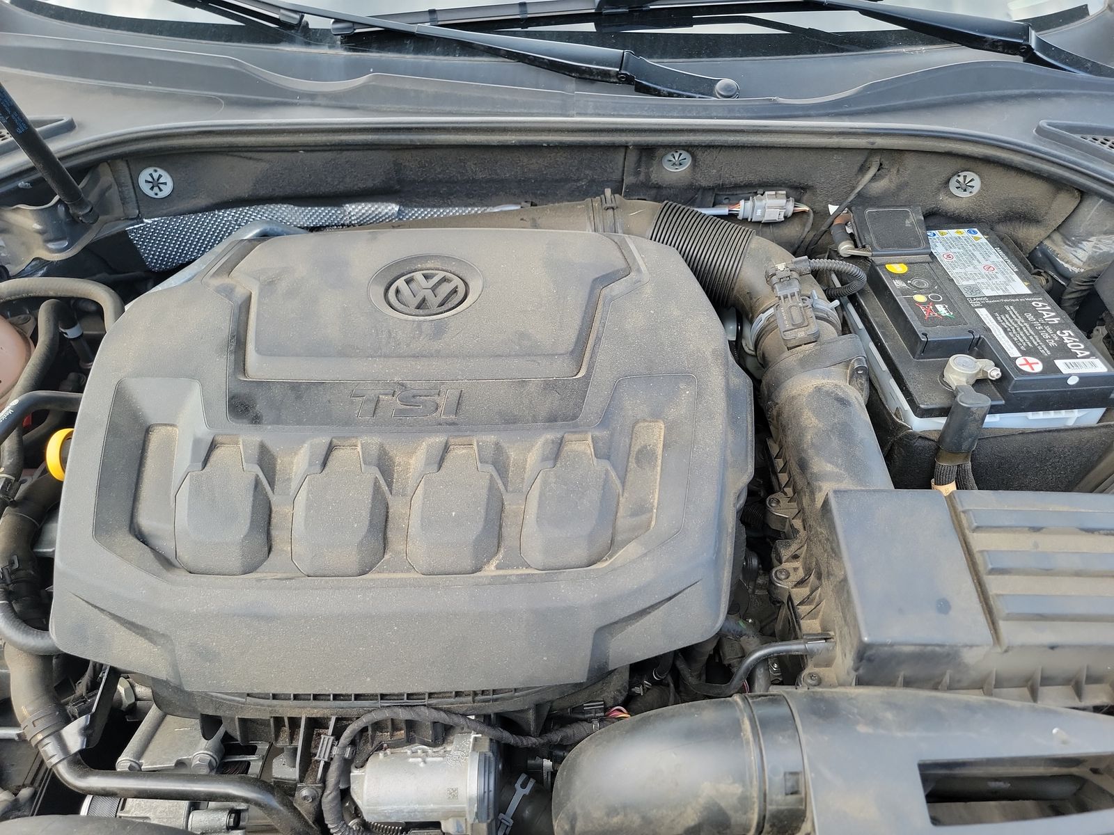 2018 Volkswagen Passat 2.0T R-Line FWD