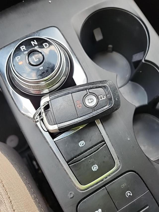 2020 Ford Escape SE AWD