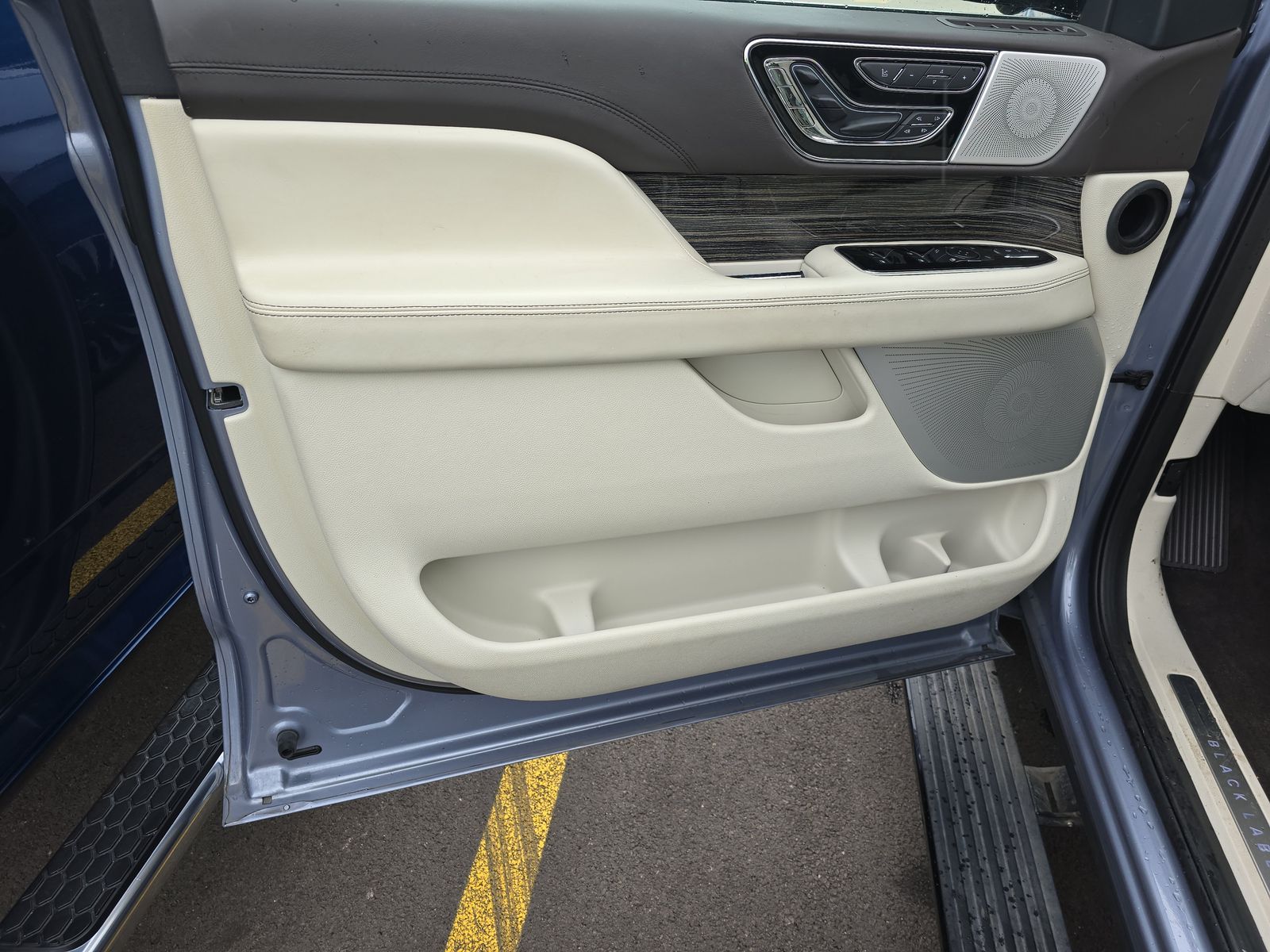 2020 Lincoln Navigator Black Label AWD