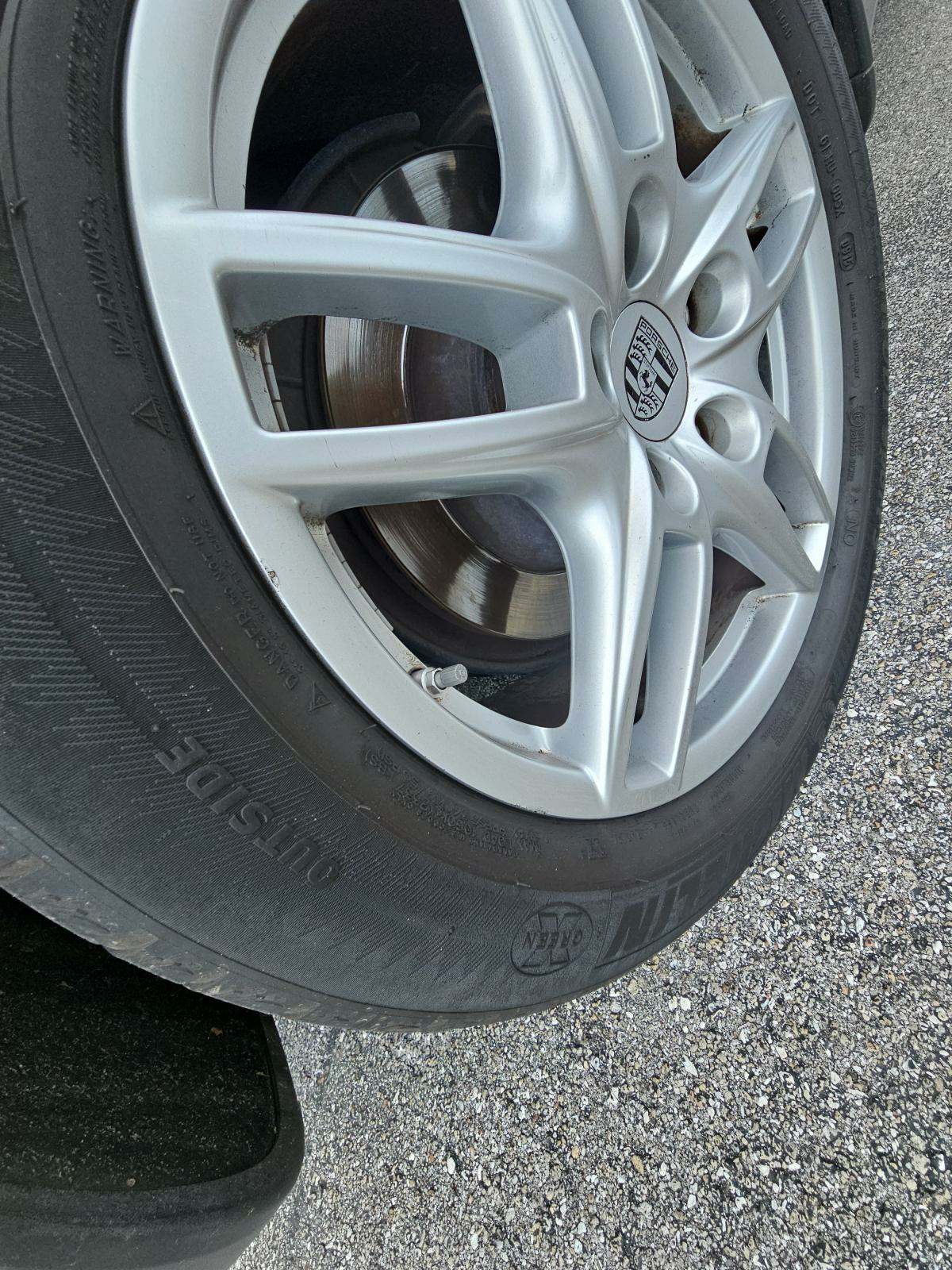 2011 Porsche Cayenne S AWD