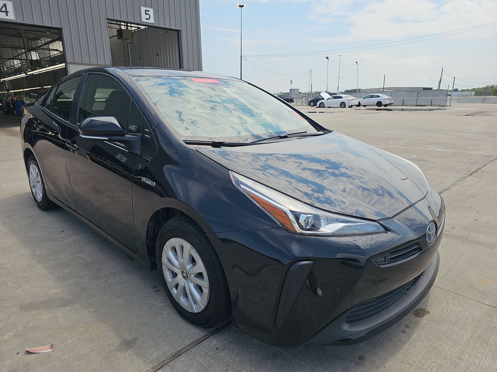 2021 Toyota Prius LE FWD