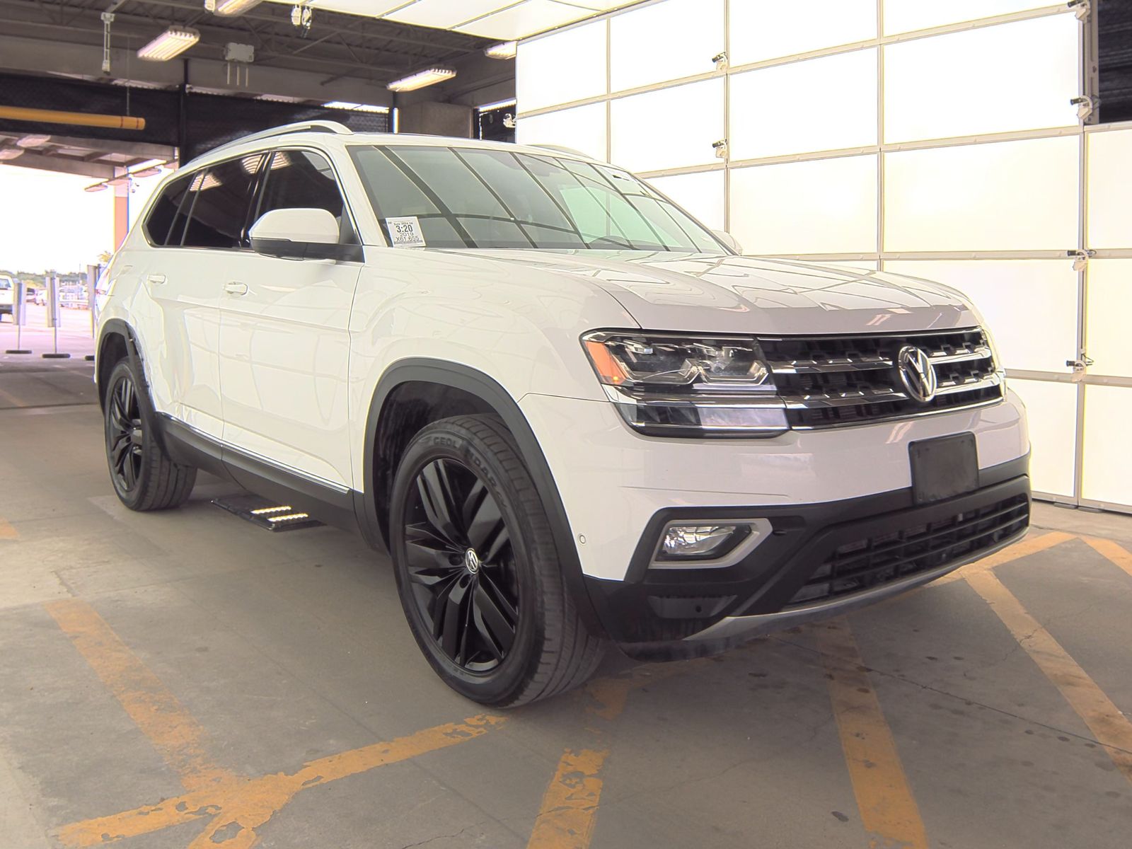 2019 Volkswagen Atlas 3.6L SEL Premium AWD