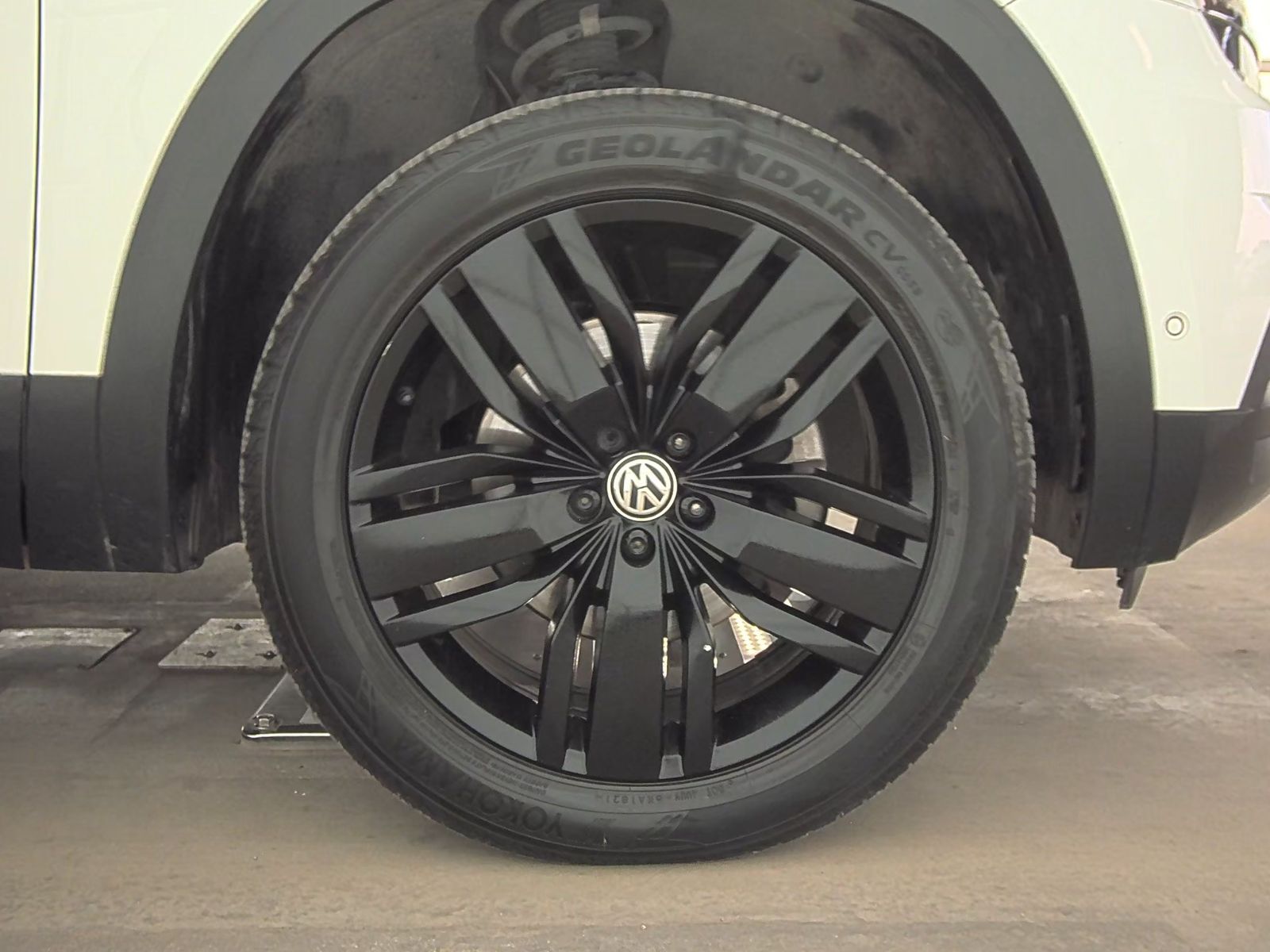 2019 Volkswagen Atlas 3.6L SEL Premium AWD
