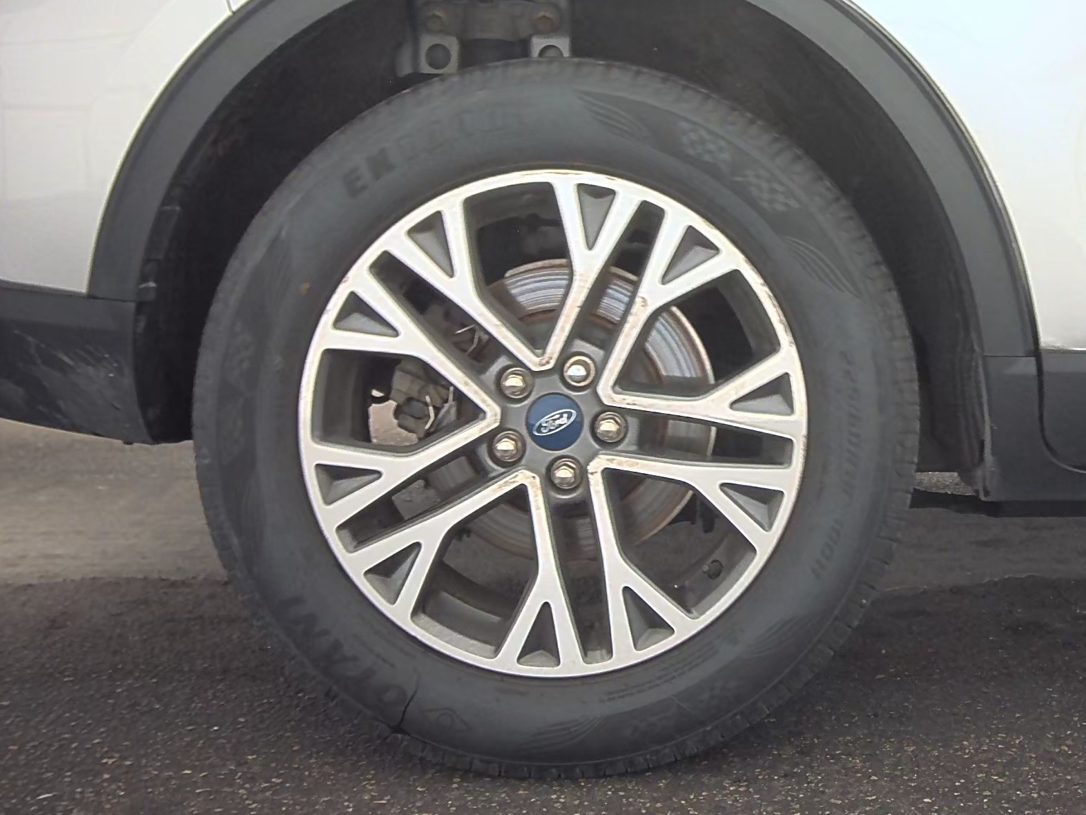 2020 Ford Escape SEL FWD