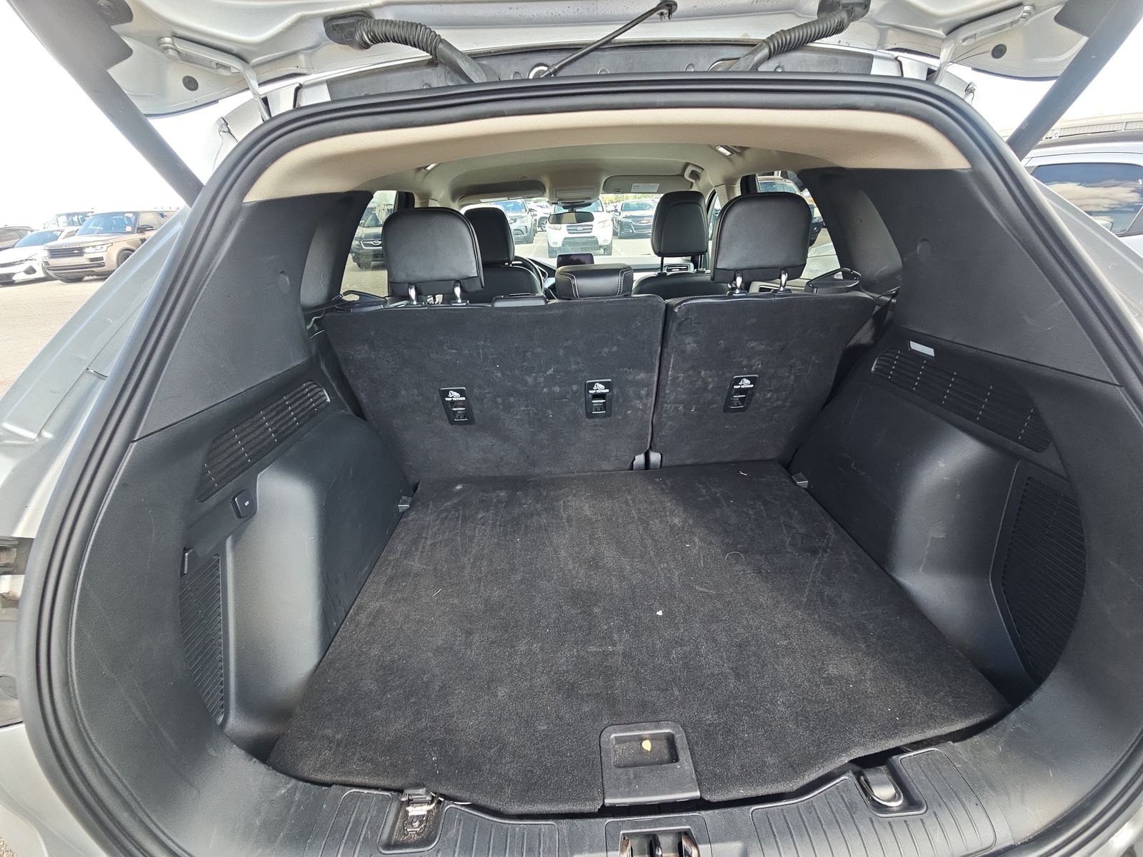 2020 Ford Escape SEL FWD