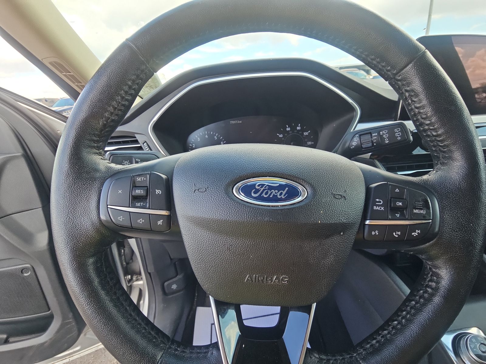 2020 Ford Escape SEL FWD