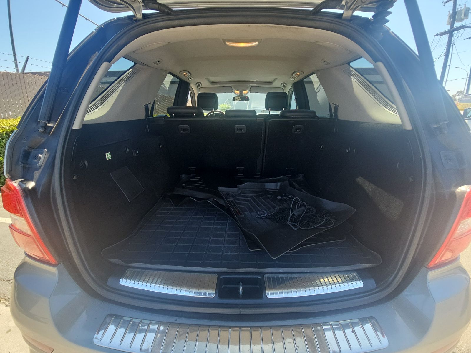 2011 Mercedes-Benz M-Class ML 550 AWD