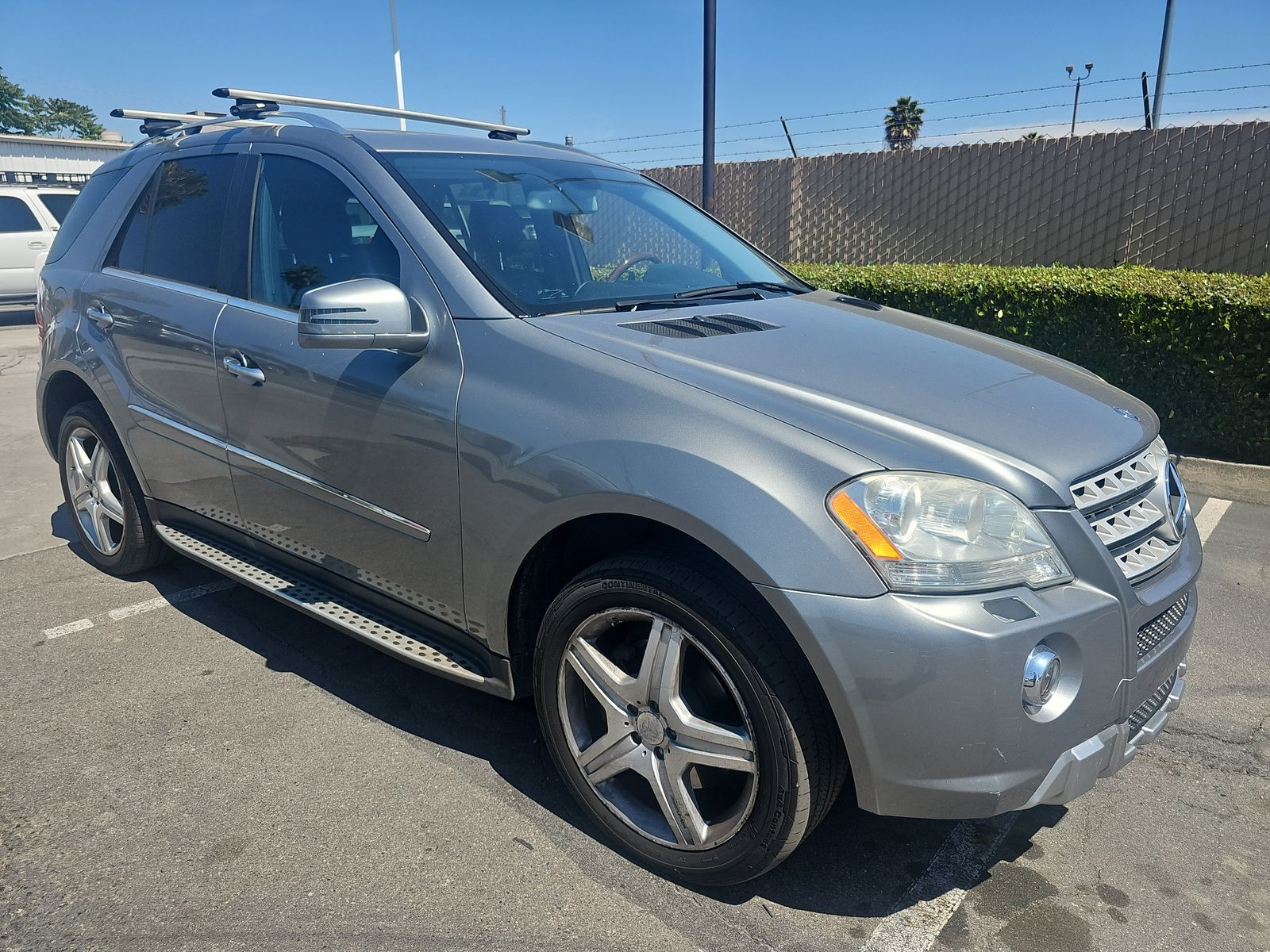 2011 Mercedes-Benz M-Class ML 550 AWD