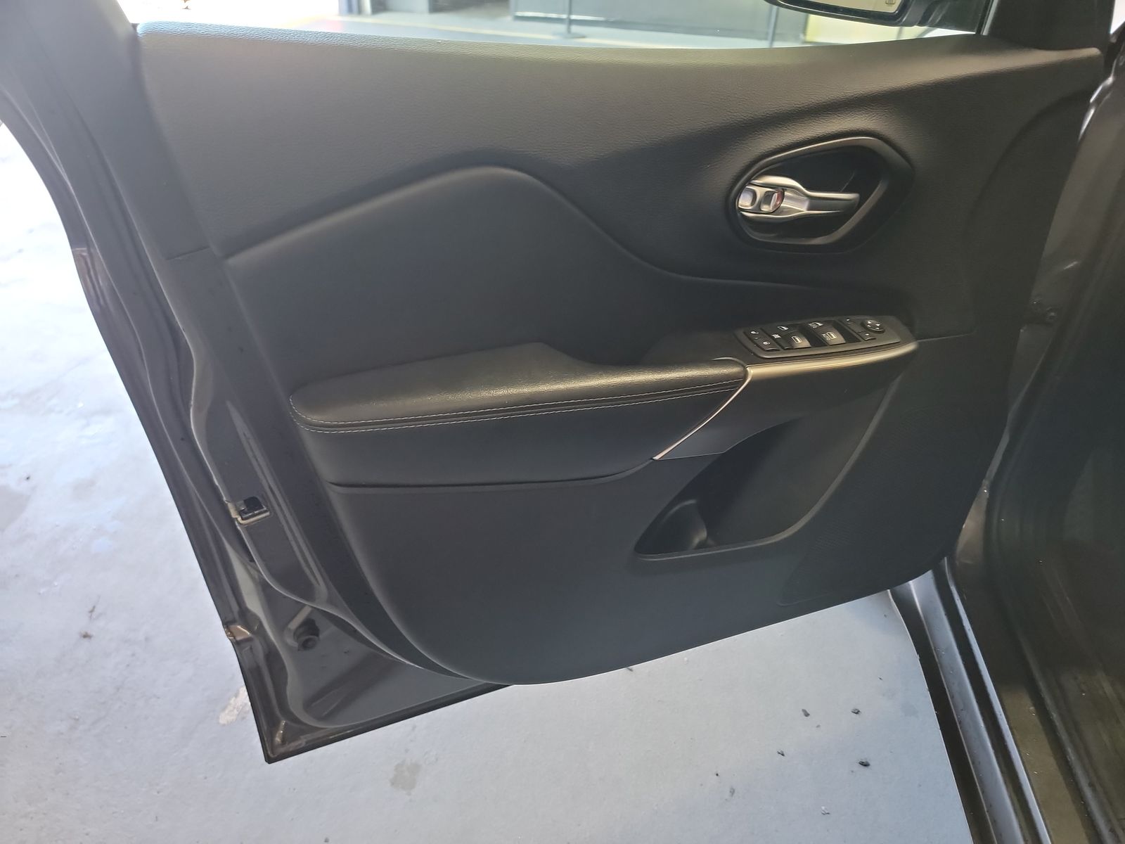 2021 Jeep Cherokee Latitude Lux AWD