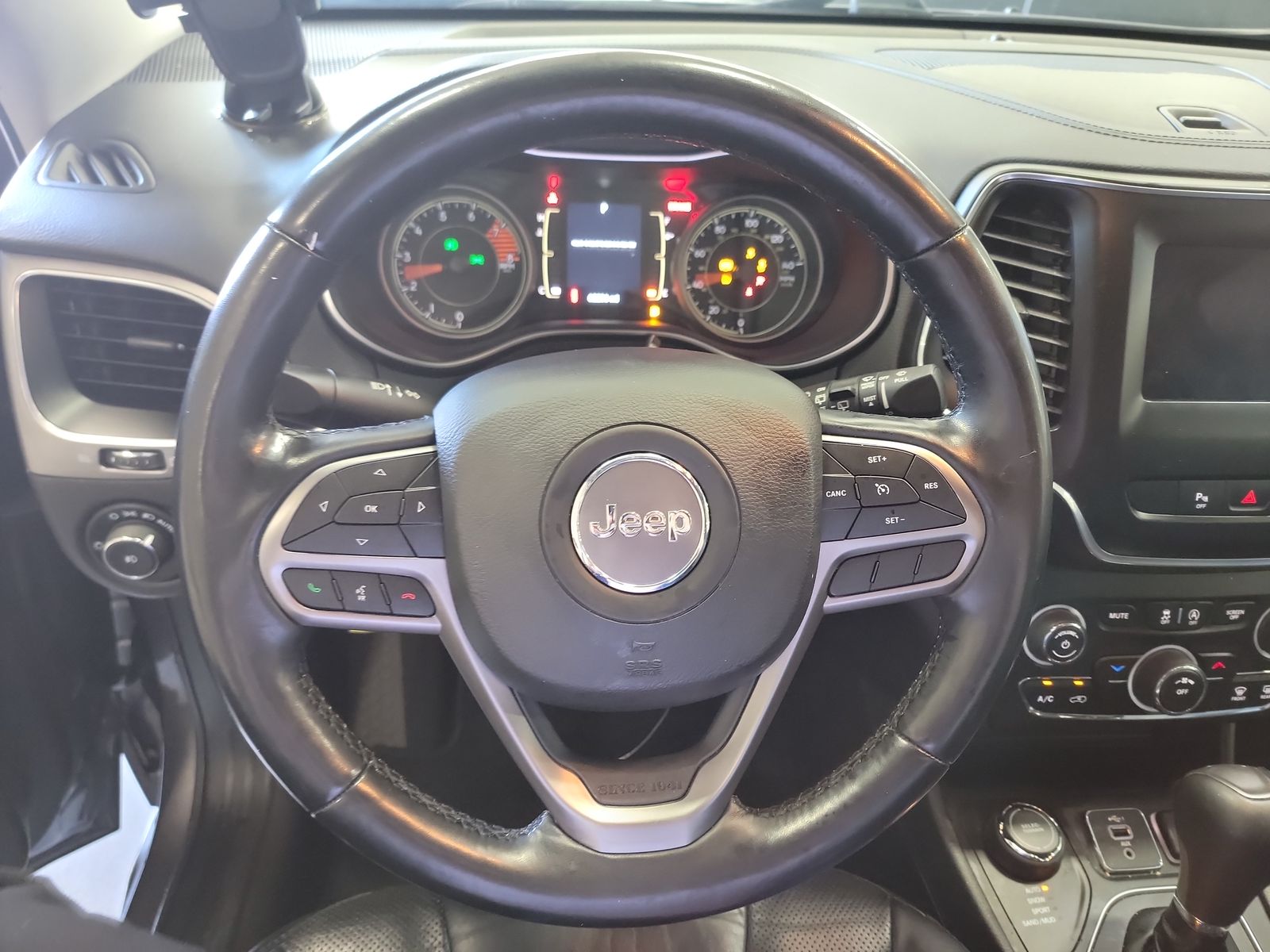 2021 Jeep Cherokee Latitude Lux AWD