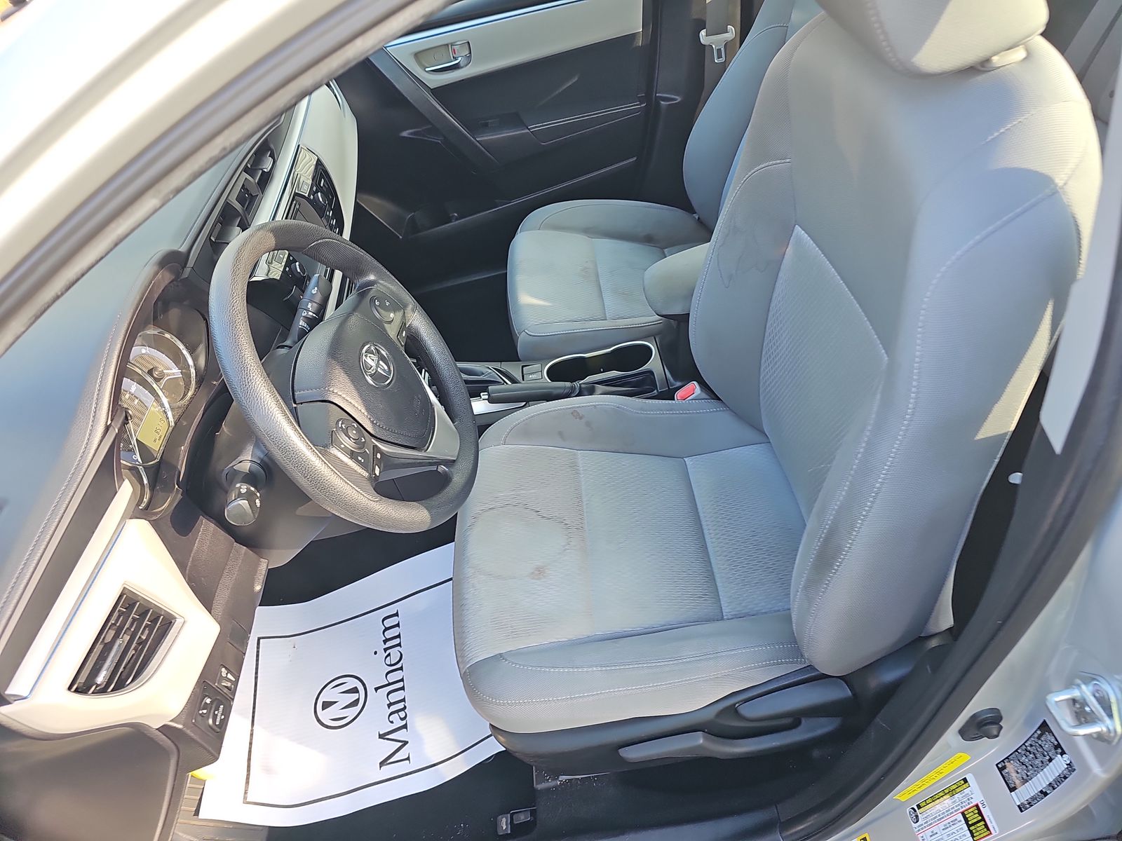 2016 Toyota Corolla LE FWD