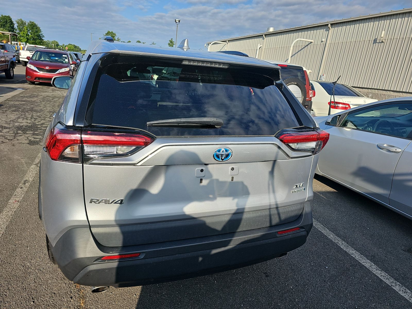2021 Toyota RAV4 Hybrid XLE AWD