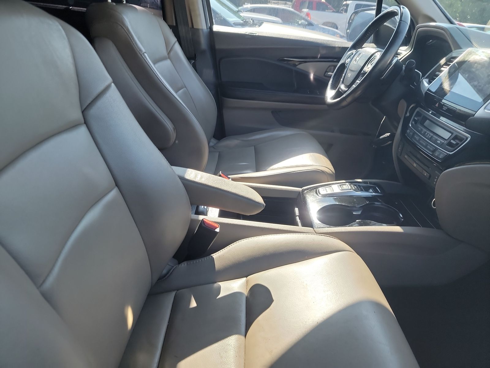 2016 Honda Pilot Touring FWD