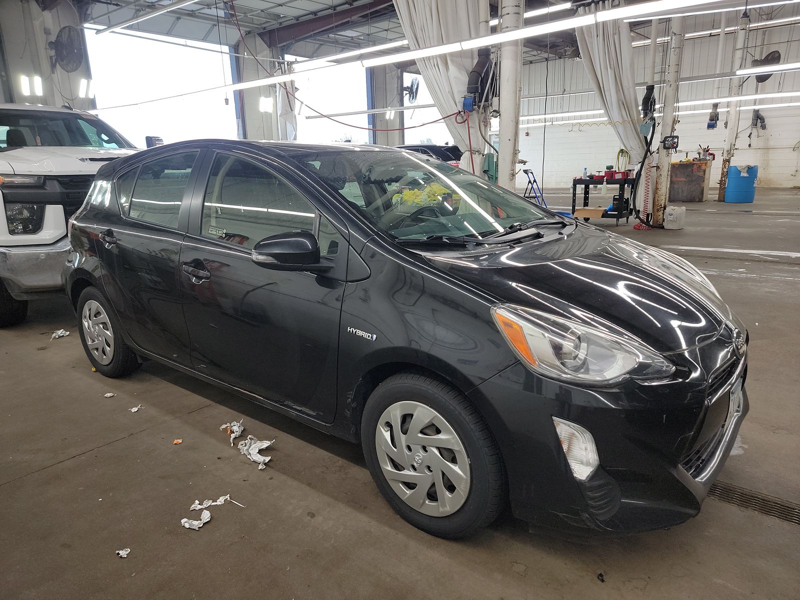 2016 Toyota Prius c Two FWD