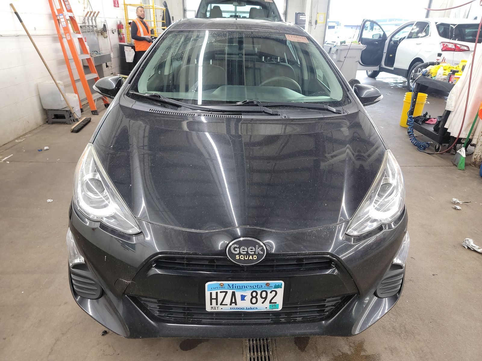 2016 Toyota Prius c Two FWD