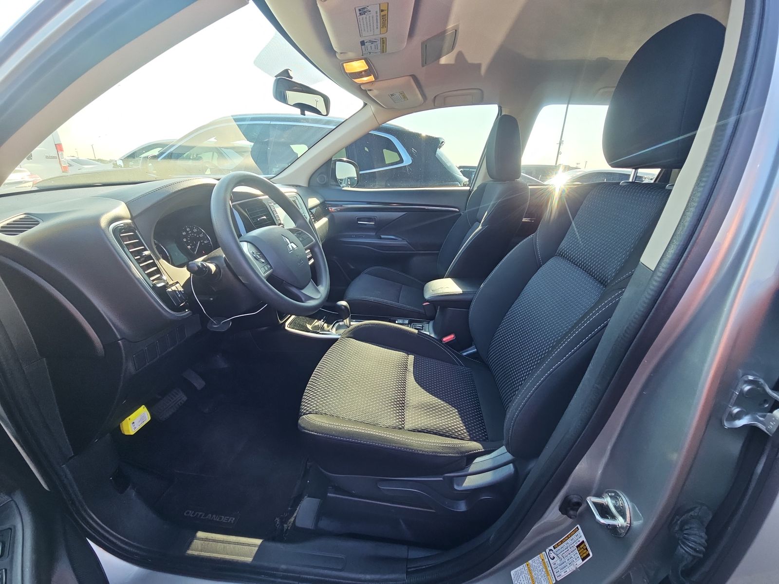 2019 Mitsubishi Outlander ES FWD