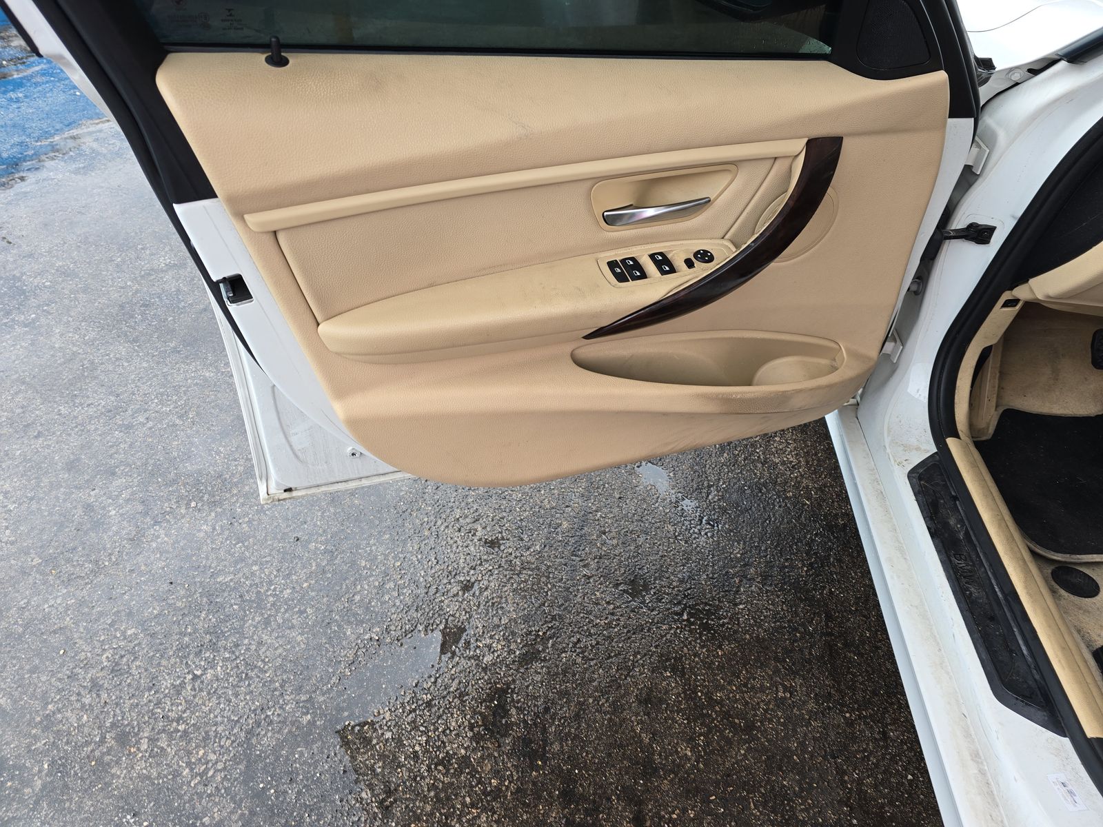 2014 BMW 3 Series 320i xDrive AWD