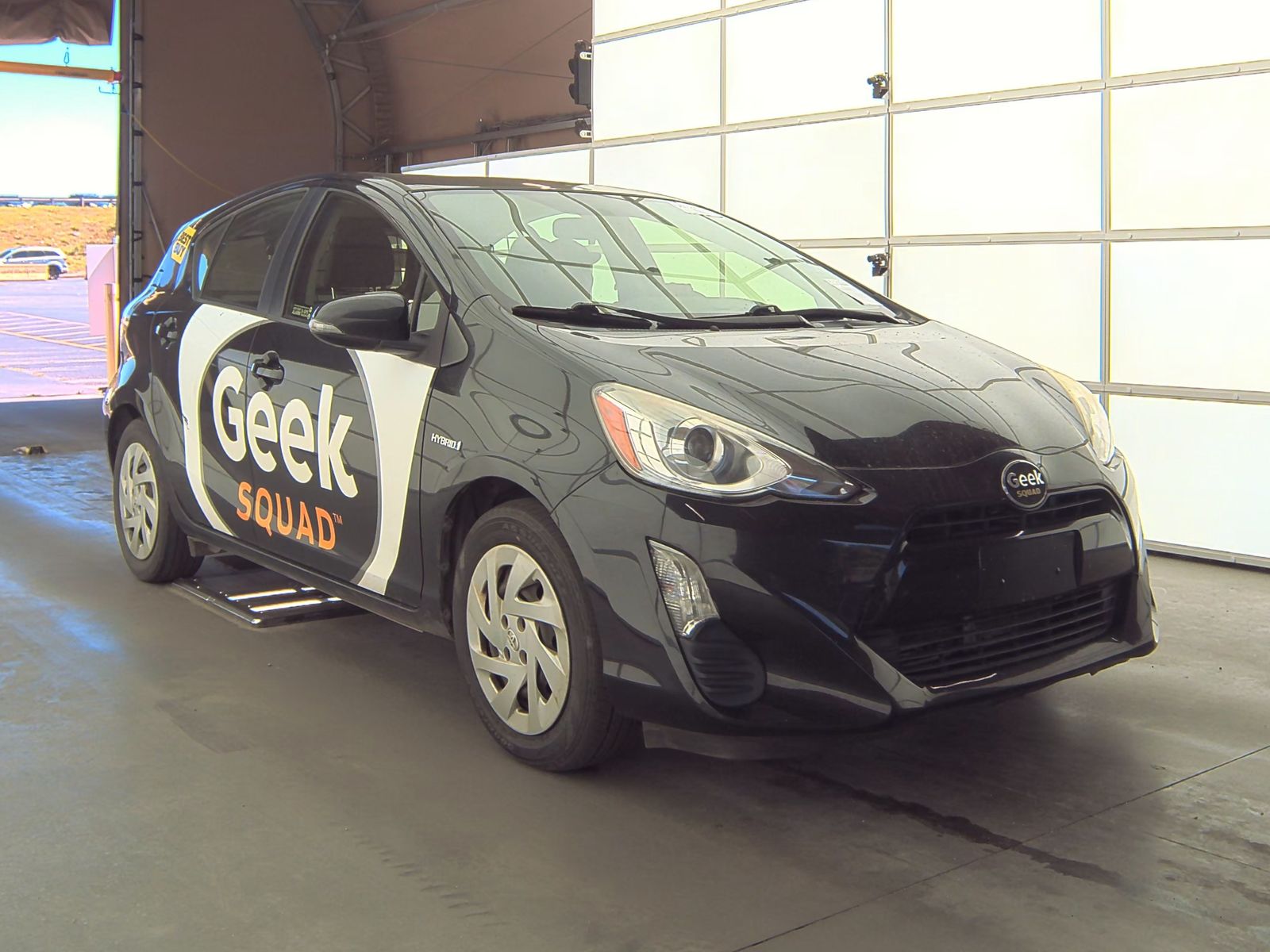 2016 Toyota Prius c Two FWD