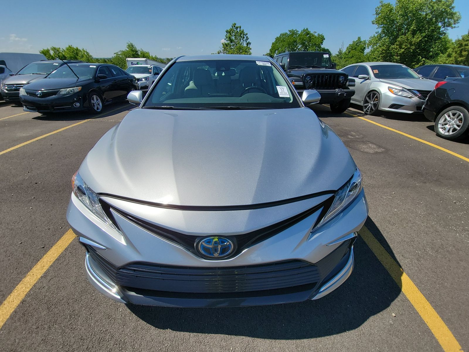 2021 Toyota Camry Hybrid XLE FWD