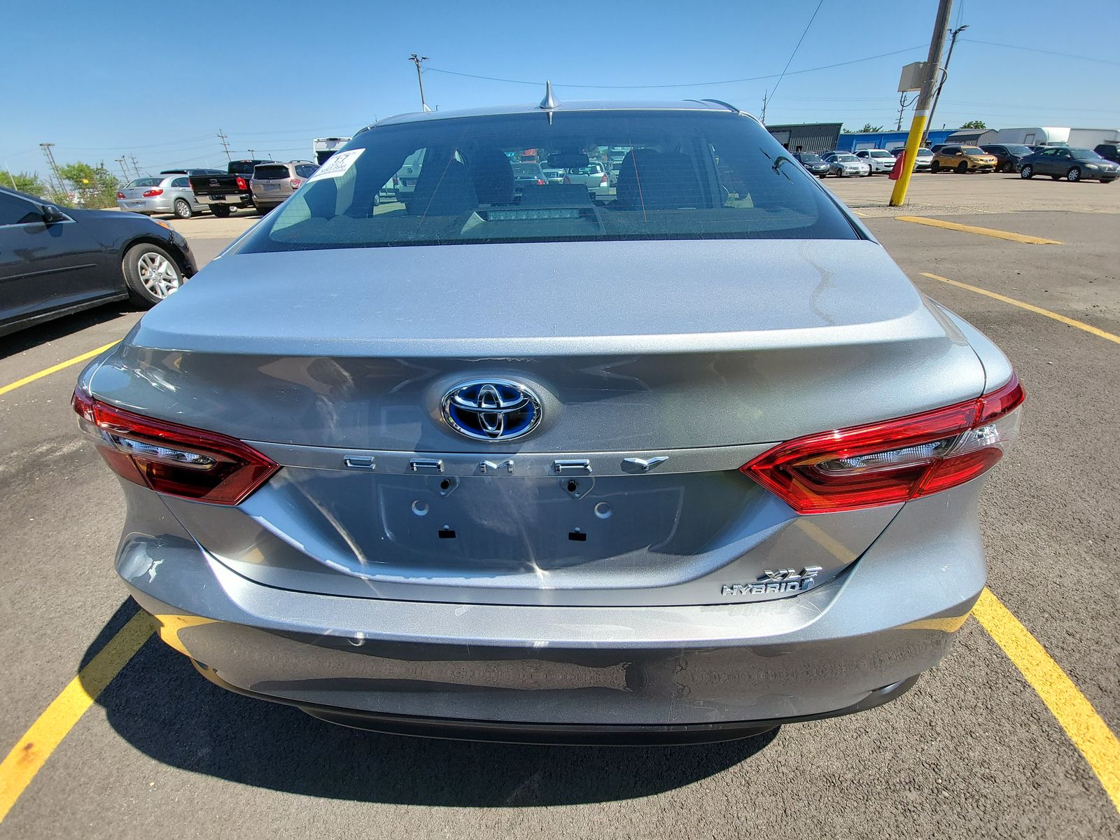 2021 Toyota Camry Hybrid XLE FWD