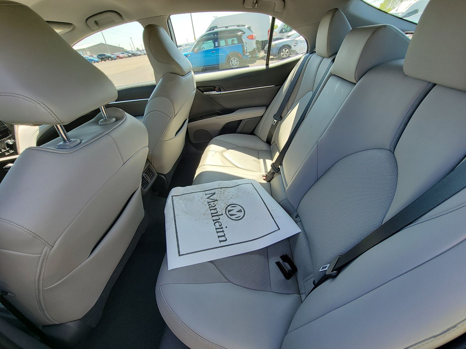 2021 Toyota Camry Hybrid XLE FWD