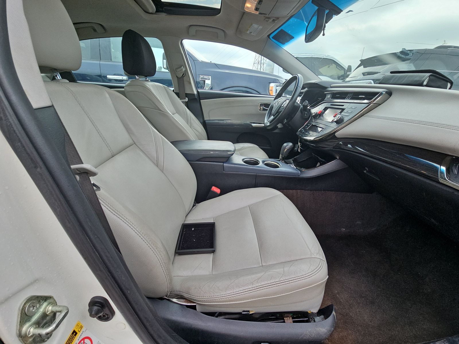 2014 Toyota Avalon XLE Premium FWD