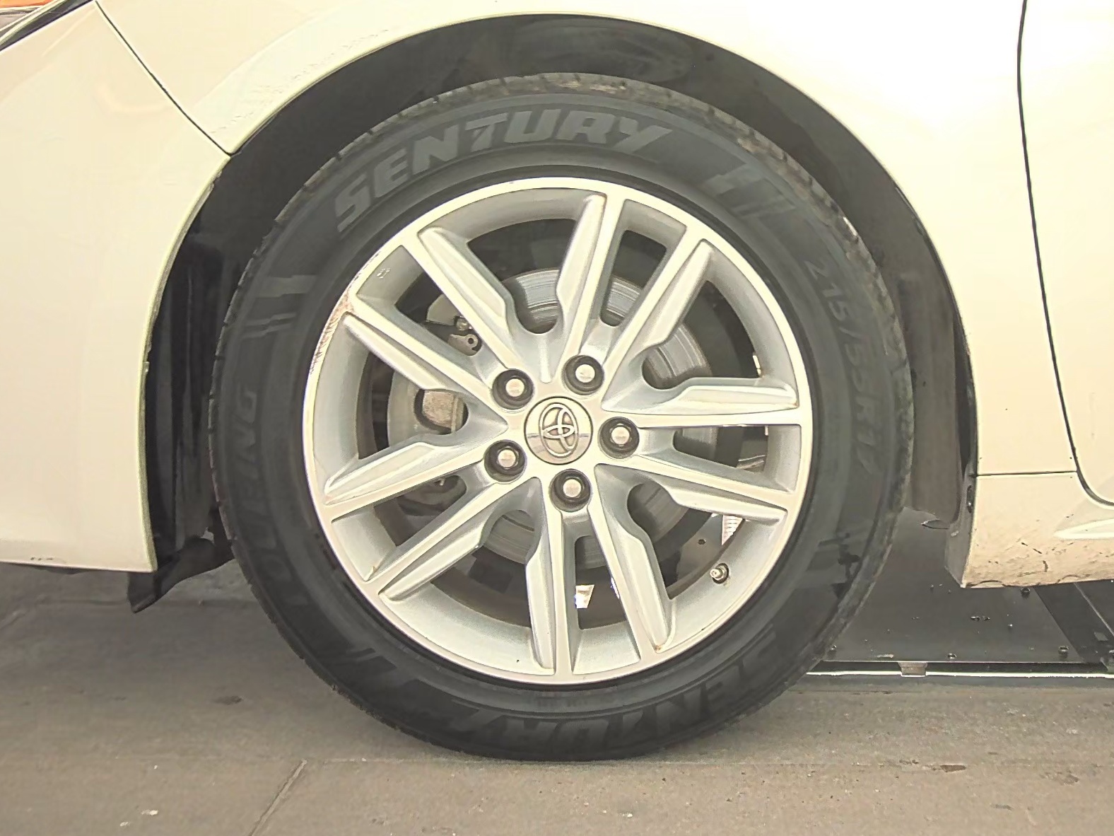 2014 Toyota Avalon XLE Premium FWD