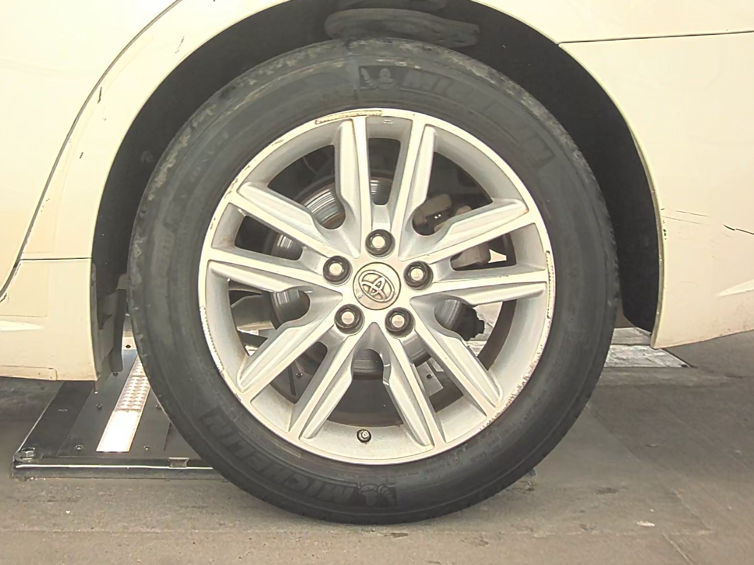 2014 Toyota Avalon XLE Premium FWD