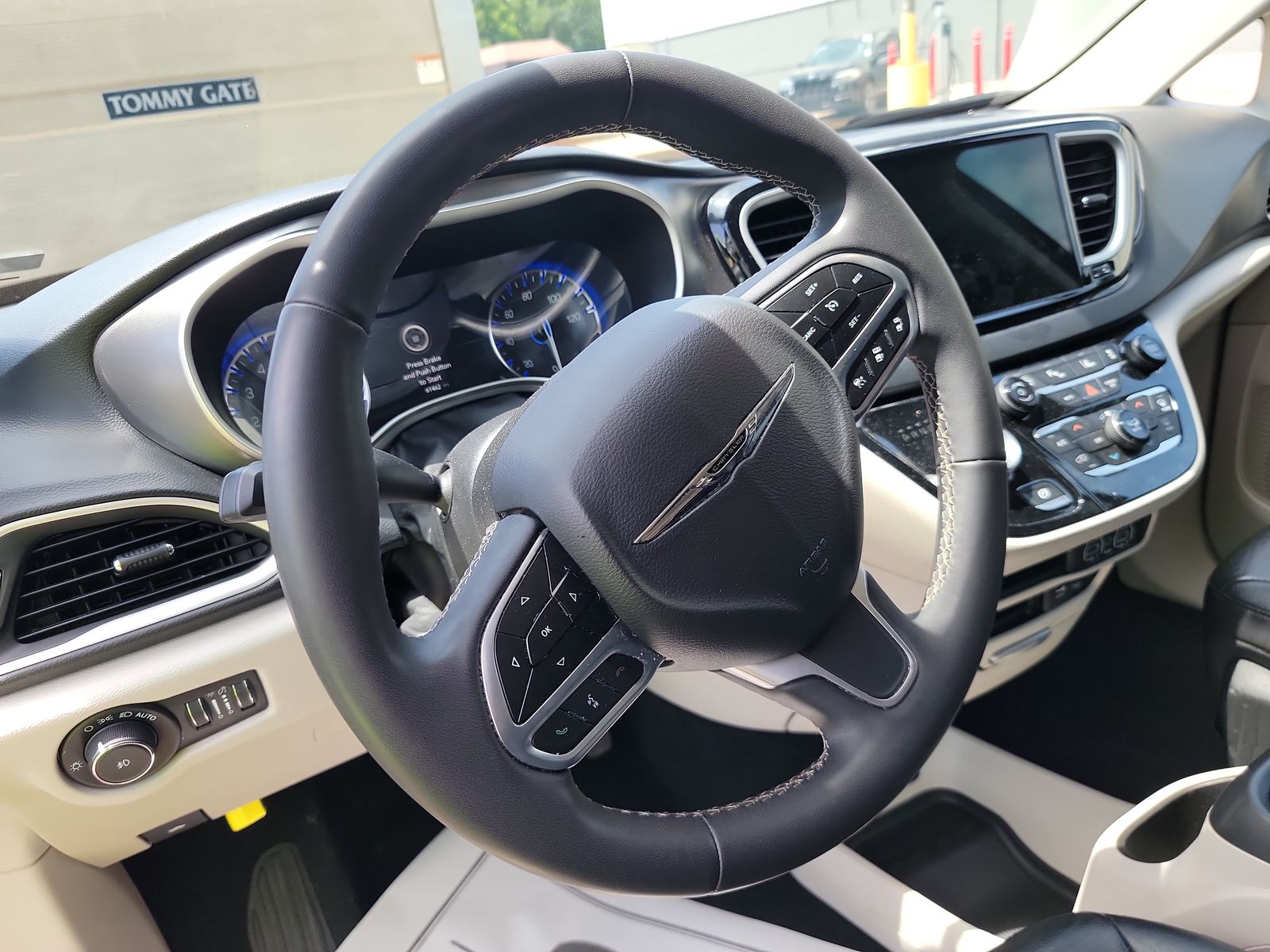2022 Kia K5 LX FWD