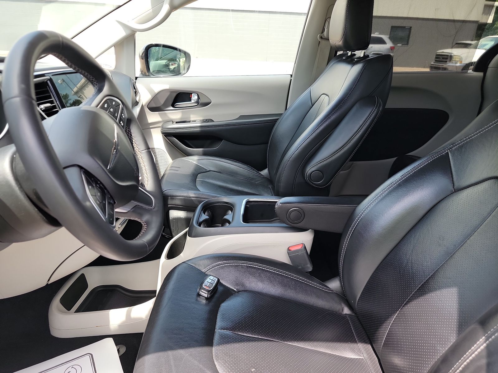 2022 Kia K5 LX FWD