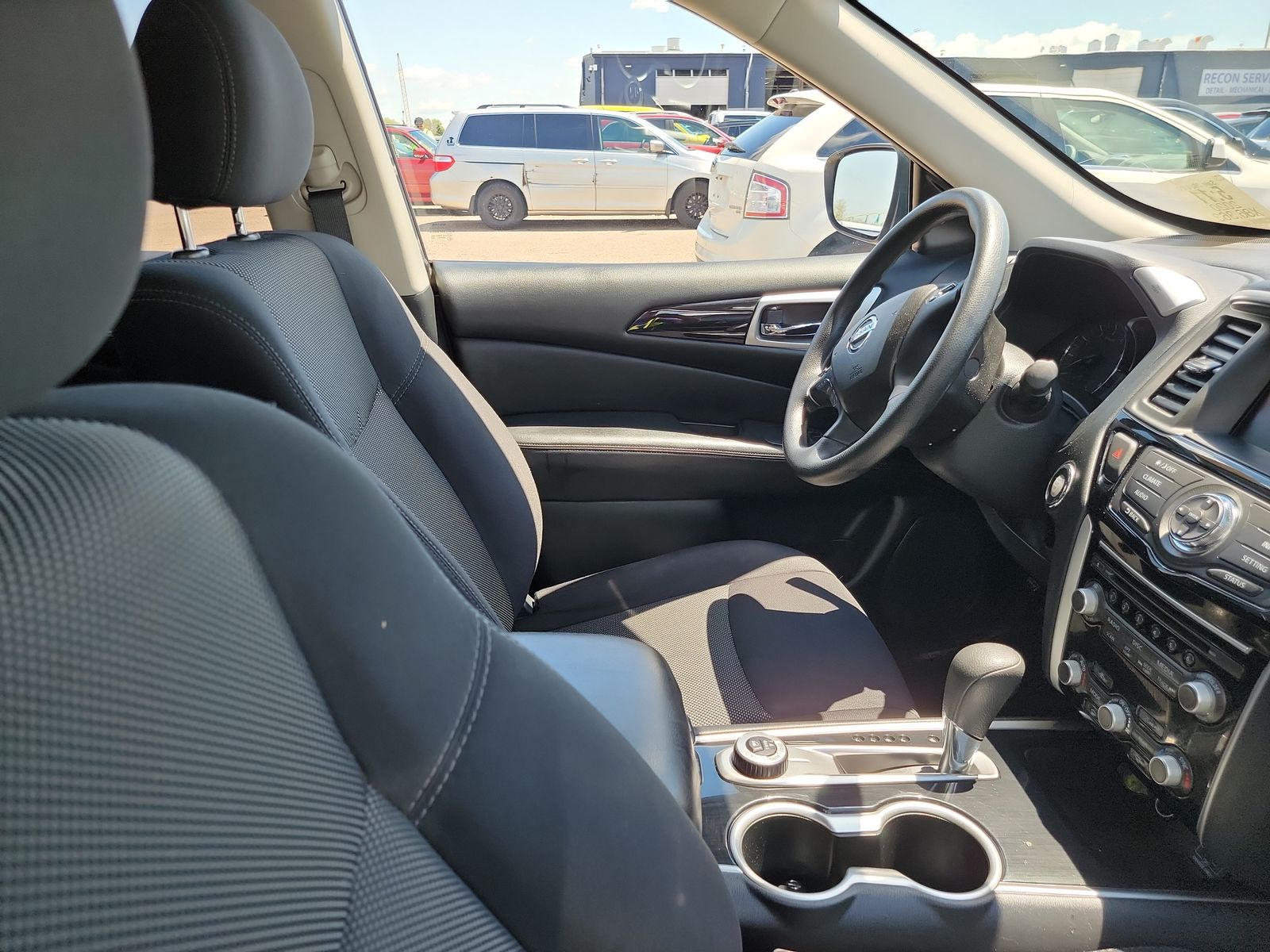 2020 Nissan Pathfinder S AWD
