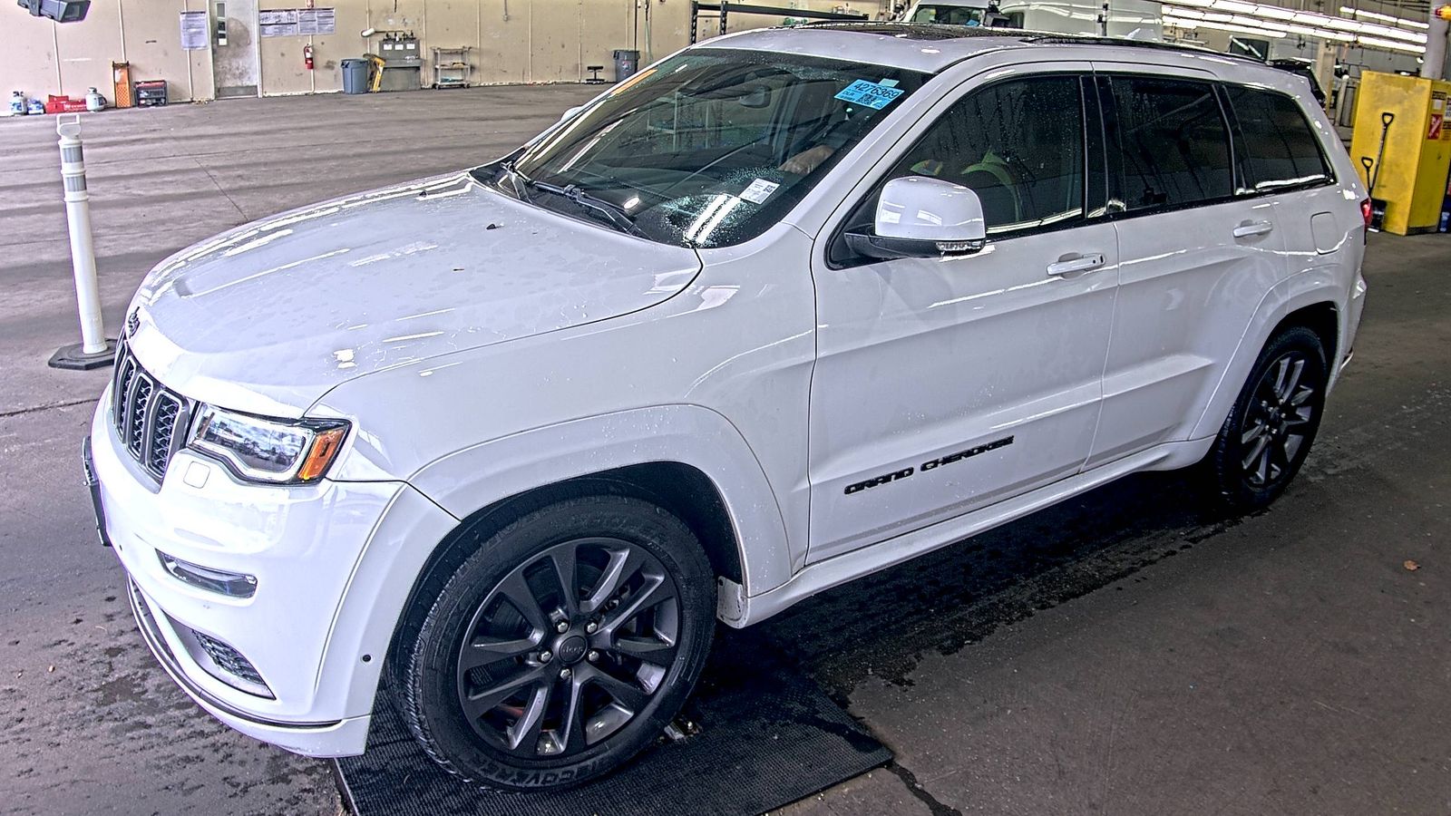 2019 Jeep Grand Cherokee Overland High Altitude Edition AWD