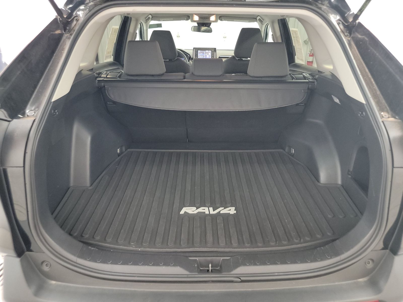 2021 Toyota RAV4 Hybrid XLE AWD