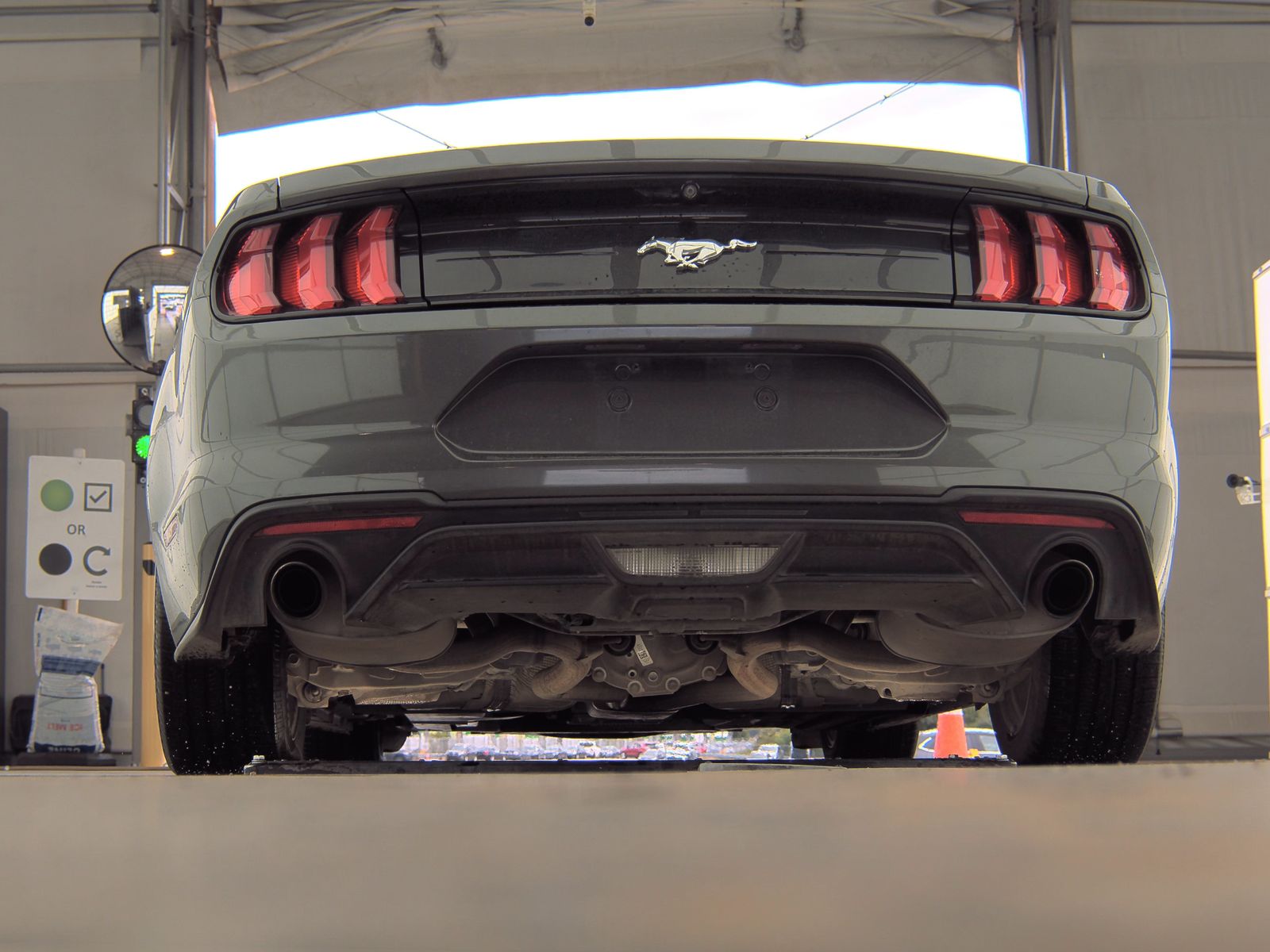 2019 Ford Mustang EcoBoost RWD