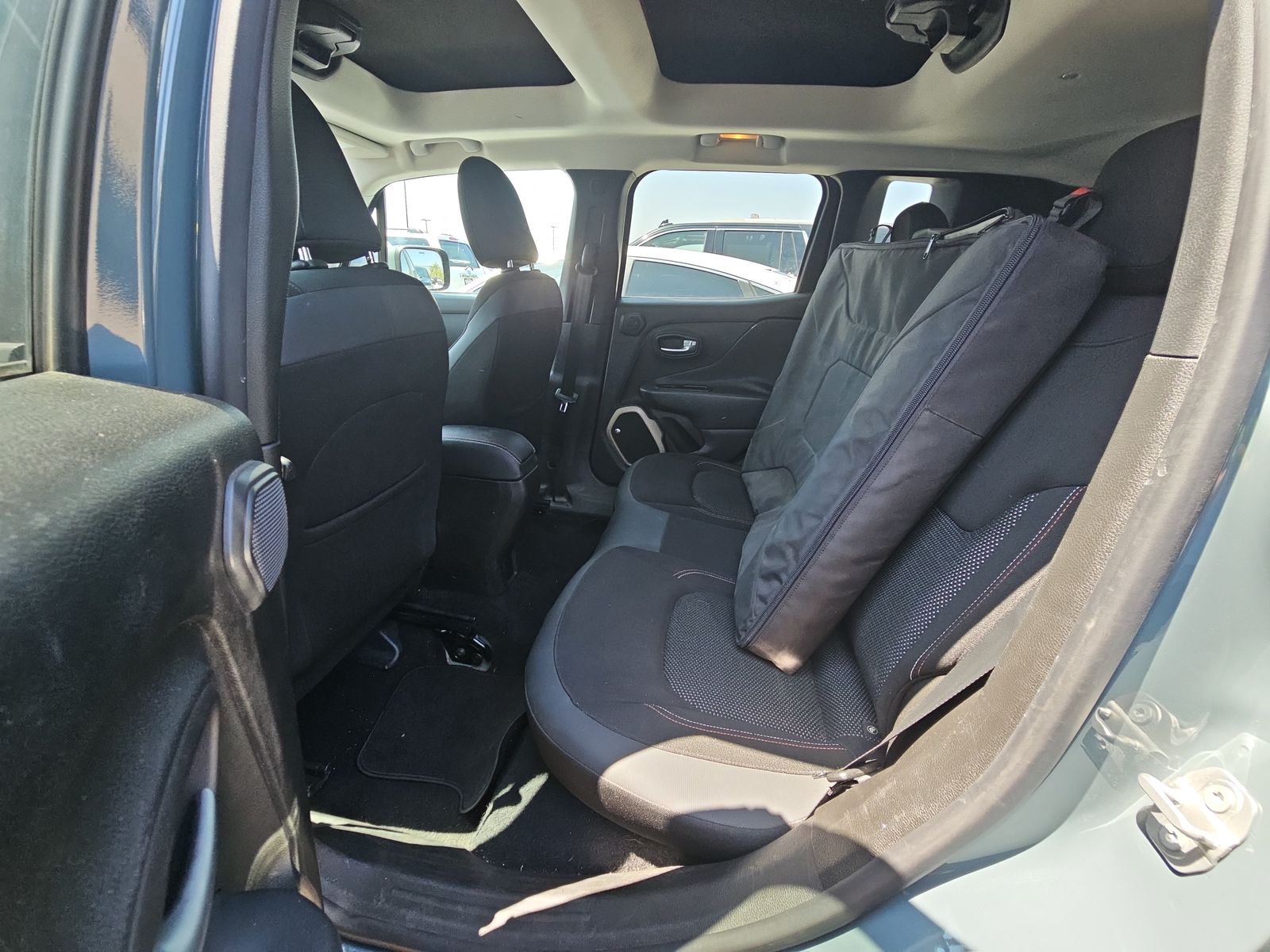 2016 Jeep Renegade Latitude 75th Anniversary Edition FWD