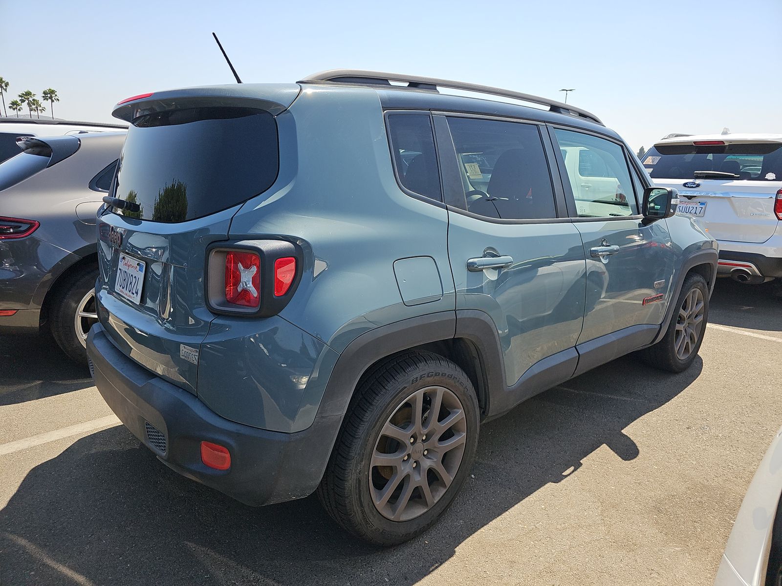 2016 Jeep Renegade Latitude 75th Anniversary Edition FWD