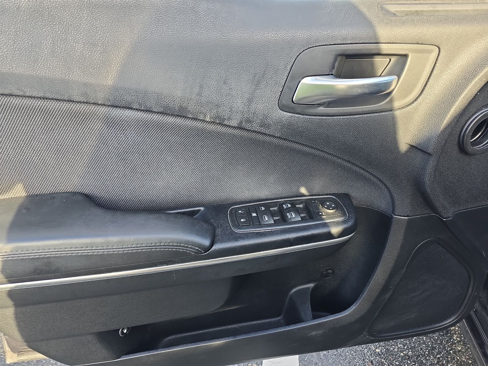 2015 Dodge Charger SE RWD