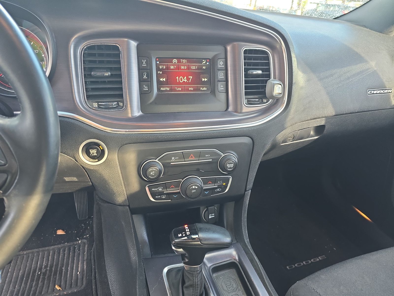 2015 Dodge Charger SE RWD