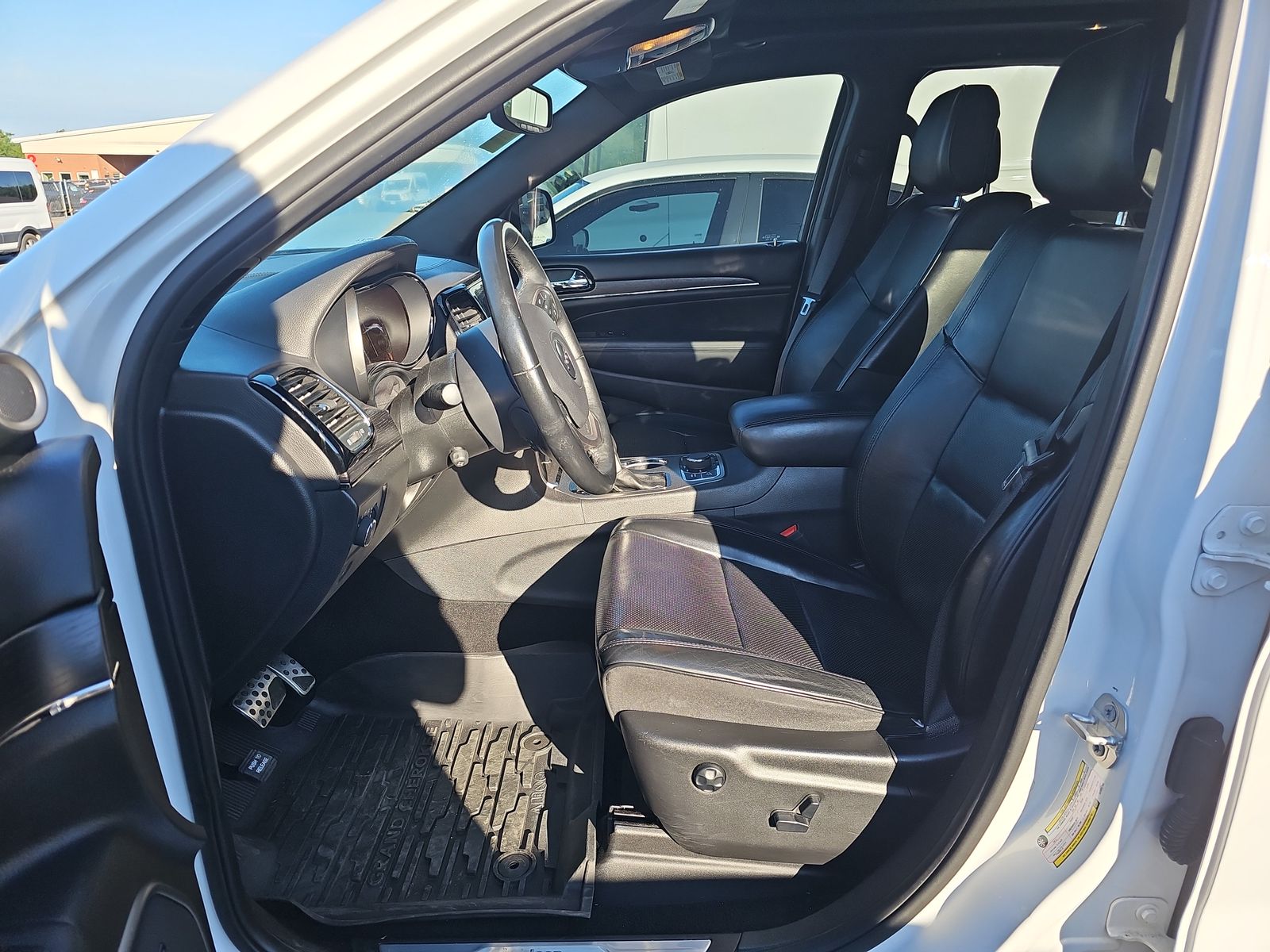 2019 Jeep Grand Cherokee Overland High Altitude Edition AWD