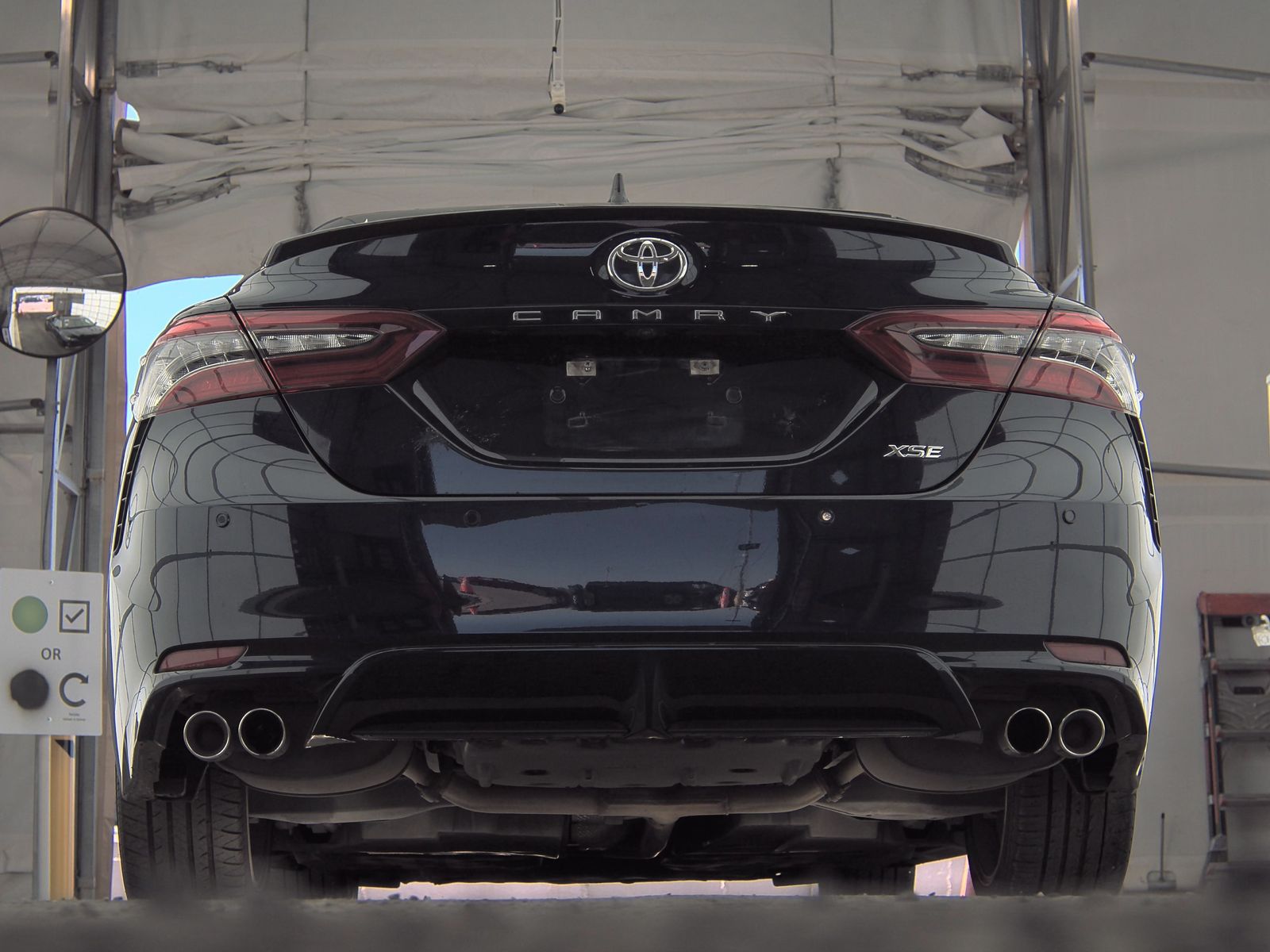 2021 Toyota Camry XSE FWD