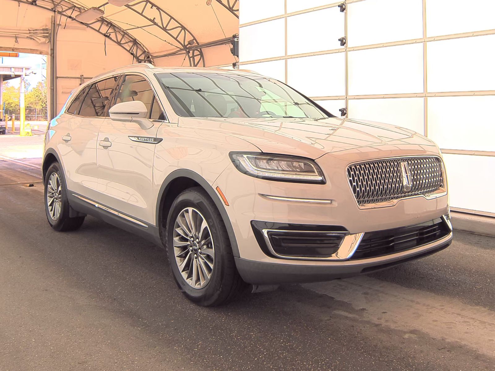 2020 Lincoln Nautilus Standard FWD